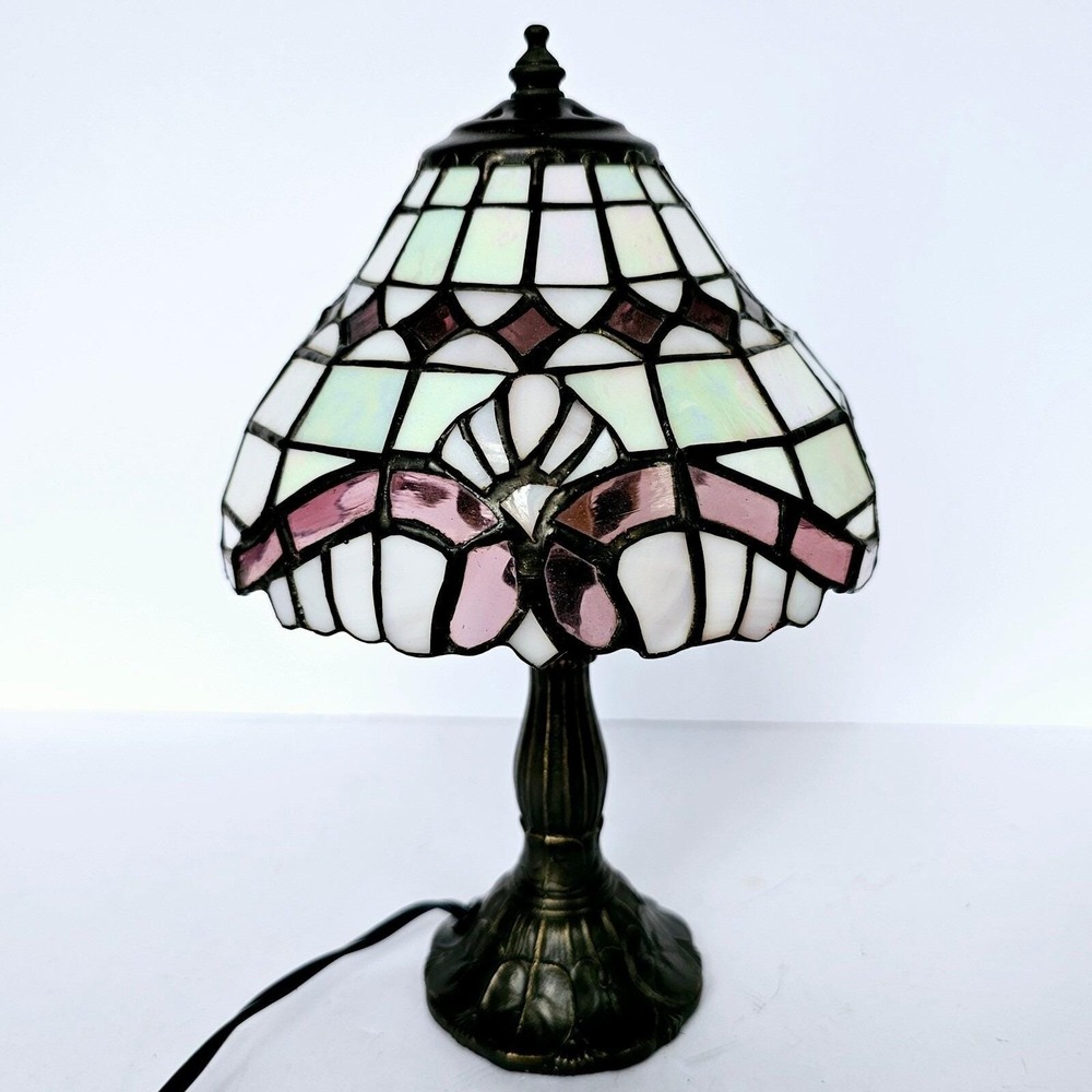 Vtg‎ Tiffa-Mini Stained Glass Table Iridescent Shabby Chic Cottagecore Victorian